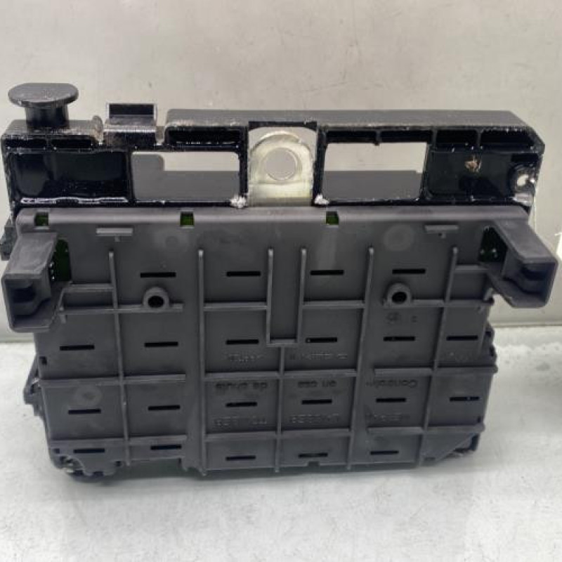 Boitier servitude moteur (BSM) PEUGEOT 206+ Photo n°3