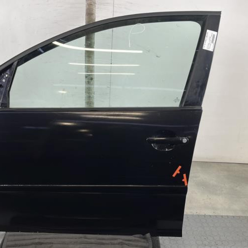 Porte avant gauche VOLKSWAGEN GOLF 5 Photo n°1
