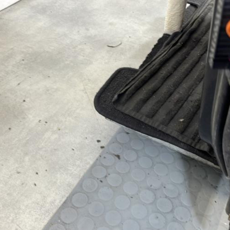 Porte avant gauche VOLKSWAGEN GOLF 5 Photo n°6