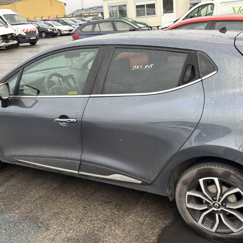 RENAULT CLIO 4 PHASE 2 0.9i - 12V TURBO TCE 90 Photo n°8