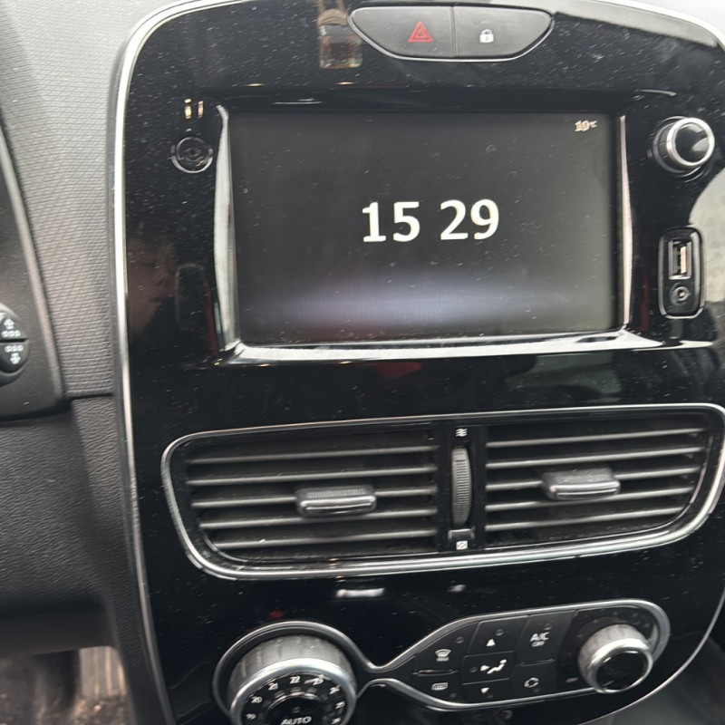 RENAULT CLIO 4 PHASE 2 0.9i - 12V TURBO TCE 90 Photo n°20