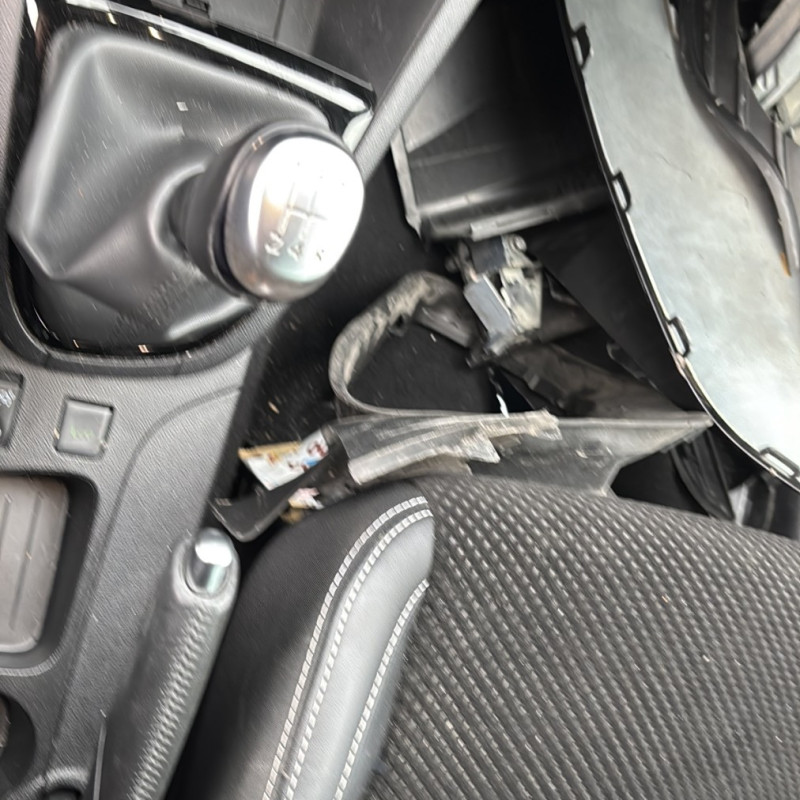 RENAULT CLIO 4 PHASE 2 0.9i - 12V TURBO TCE 90 Photo n°21