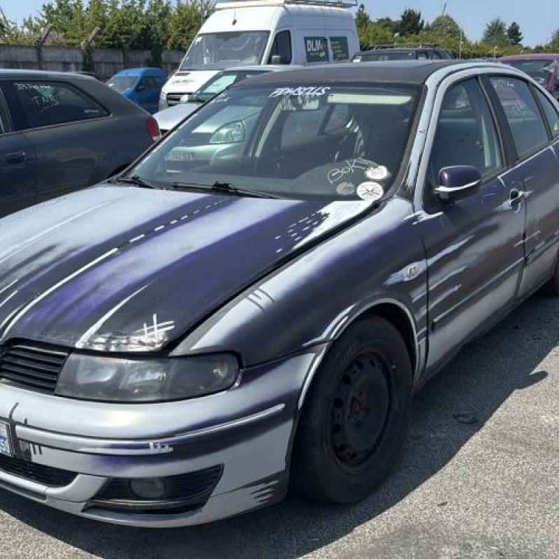 Pivot de moyeu avant droit SEAT LEON 1 Photo n°1