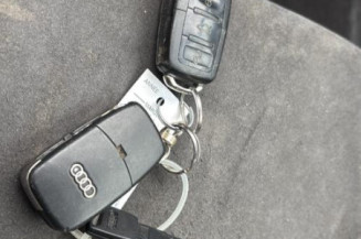 Pivot de moyeu avant droit AUDI A3 1