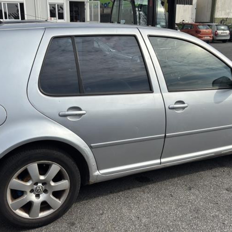 Reservoir essence VOLKSWAGEN GOLF 4 Photo n°7