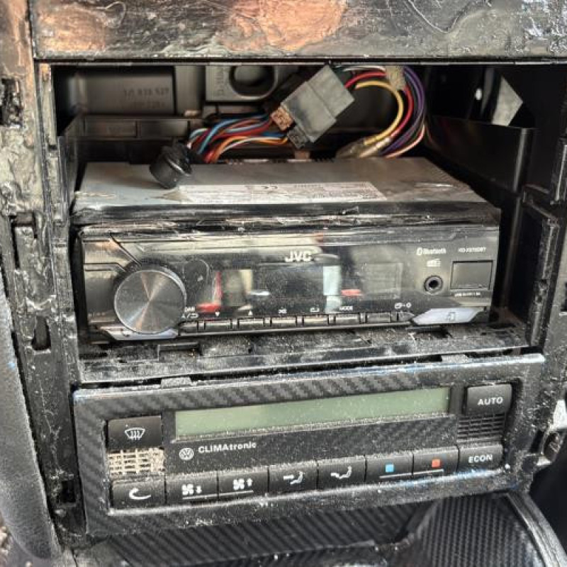 Reservoir essence VOLKSWAGEN GOLF 4 Photo n°17