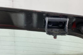 Malle/Hayon arriere SUZUKI SWIFT 3