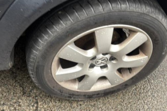 Pivot de moyeu avant droit VOLKSWAGEN GOLF 4