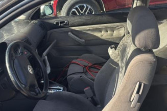 Pivot de moyeu avant droit VOLKSWAGEN GOLF 4