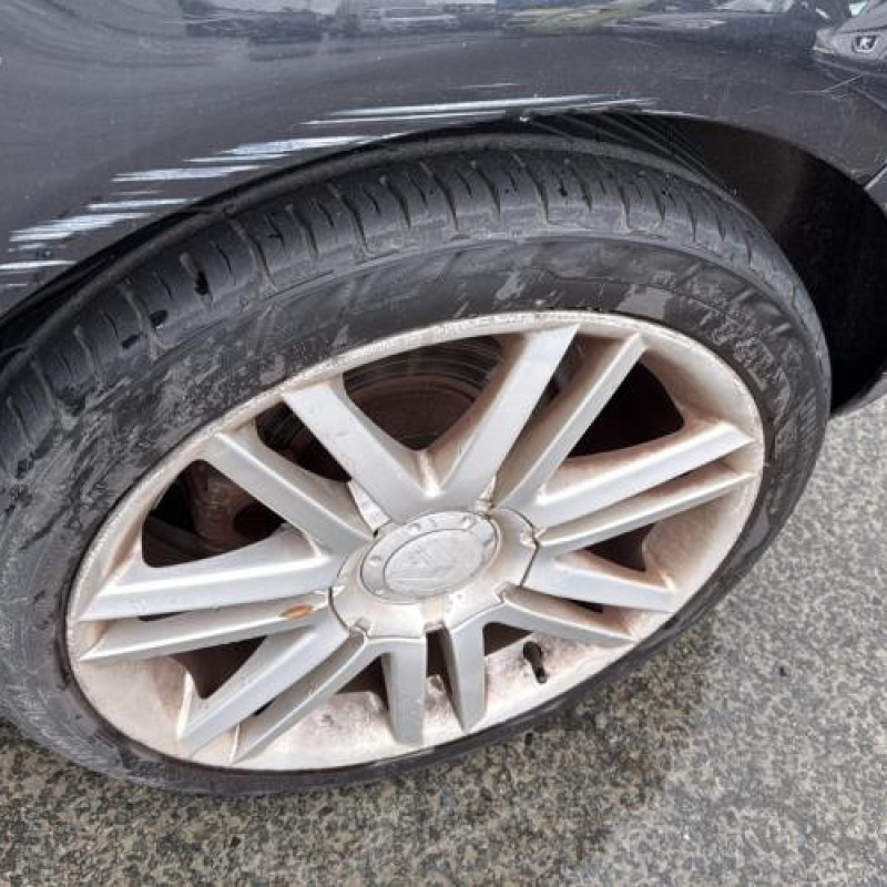 Pivot de moyeu arriere droit VOLKSWAGEN GOLF 5 Photo n°18