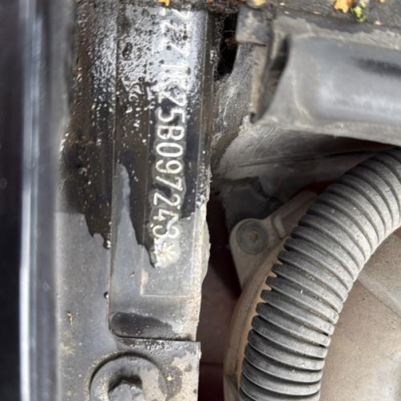 Pivot de moyeu arriere droit VOLKSWAGEN GOLF 5 Photo n°20