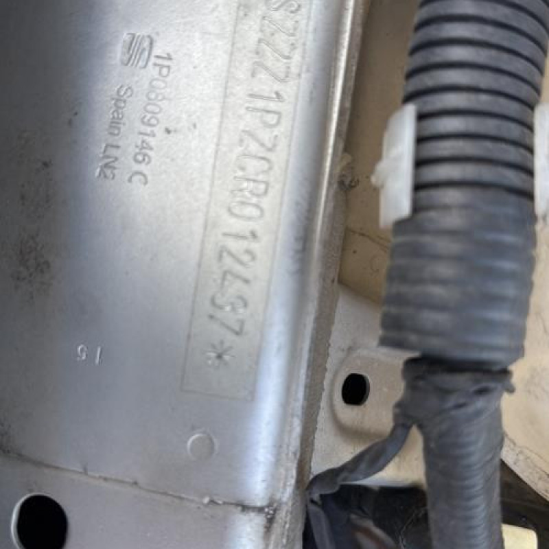 Boitier filtre a air SEAT LEON 2 Photo n°11