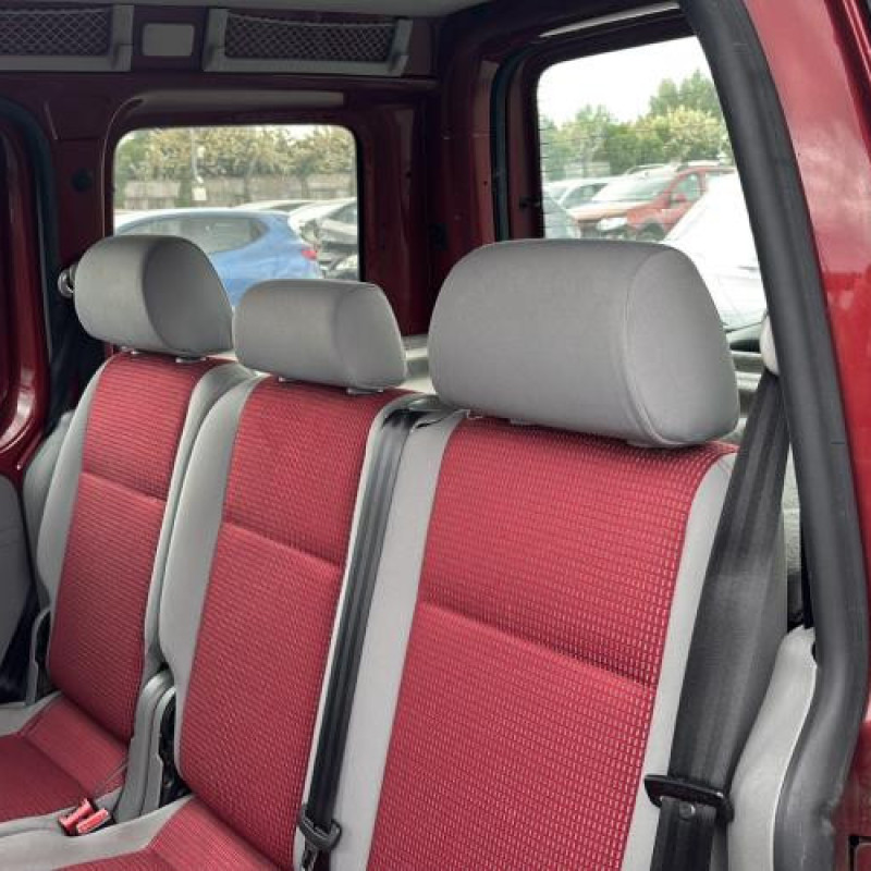 Boitier filtre a air VOLKSWAGEN CADDY 3 Photo n°11