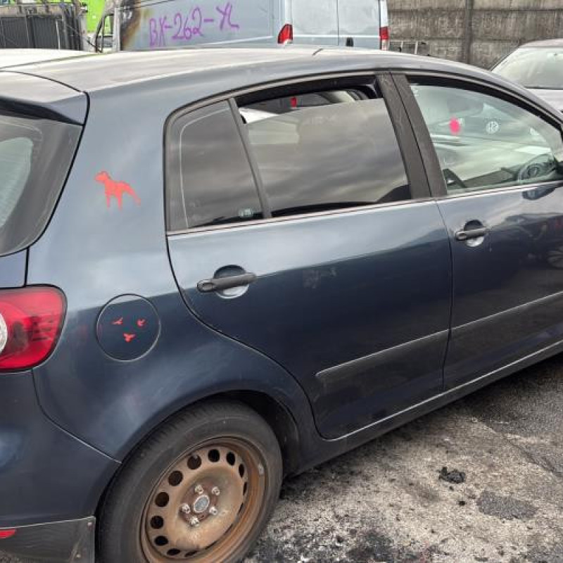 Pivot de moyeu arriere droit VOLKSWAGEN GOLF PLUS Photo n°7