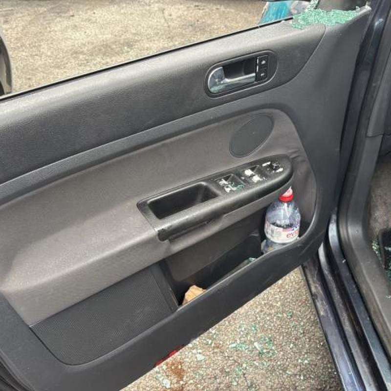 Pivot de moyeu arriere droit VOLKSWAGEN GOLF PLUS Photo n°9