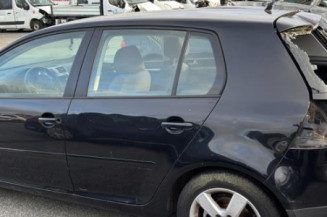 Reservoir essence VOLKSWAGEN GOLF 5