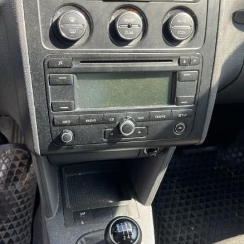 Boitier filtre a air VOLKSWAGEN TOURAN 1 Photo n°14