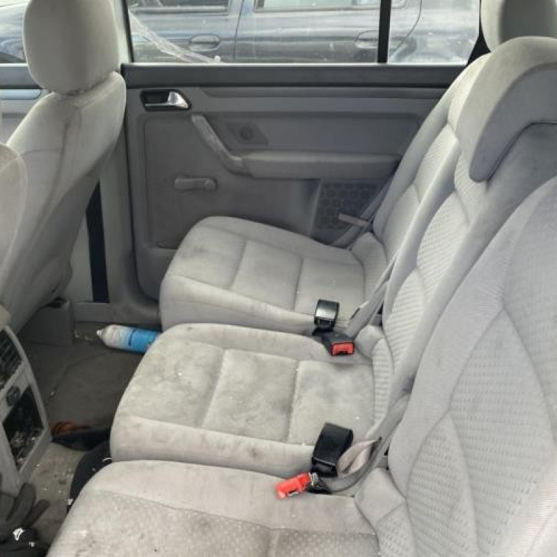 Boitier filtre a air VOLKSWAGEN TOURAN 1 Photo n°18