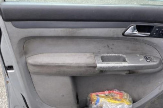 Boitier filtre a air VOLKSWAGEN TOURAN 1