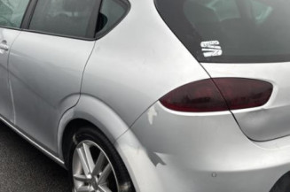 Pivot de moyeu arriere droit SEAT LEON 2