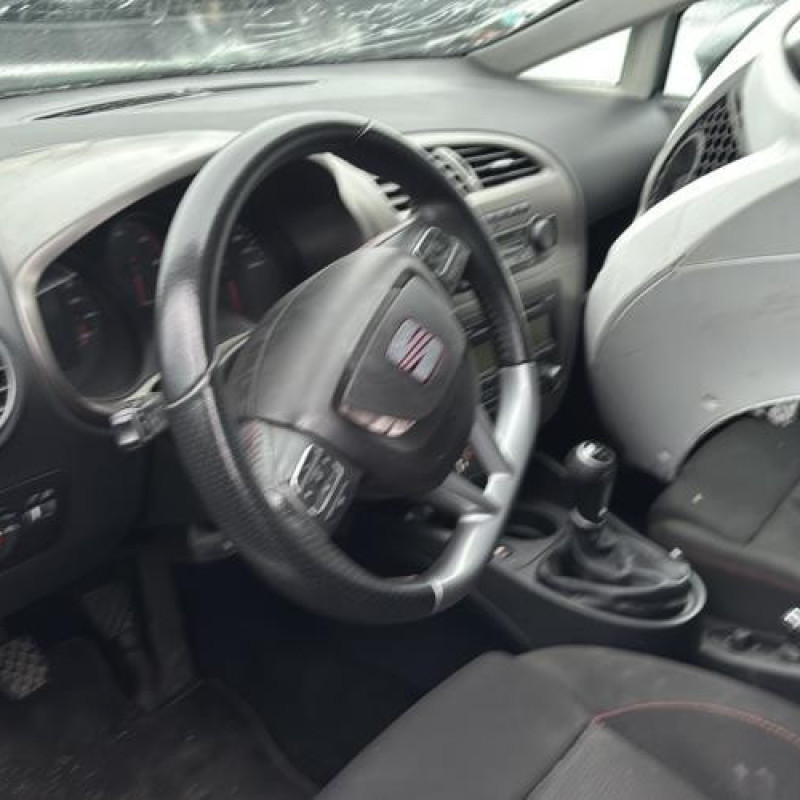 Reservoir essence SEAT LEON 2 Photo n°12