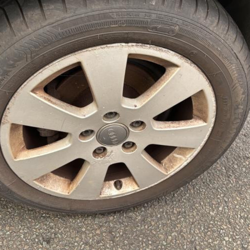 Boitier filtre a air AUDI A3 2 Photo n°14