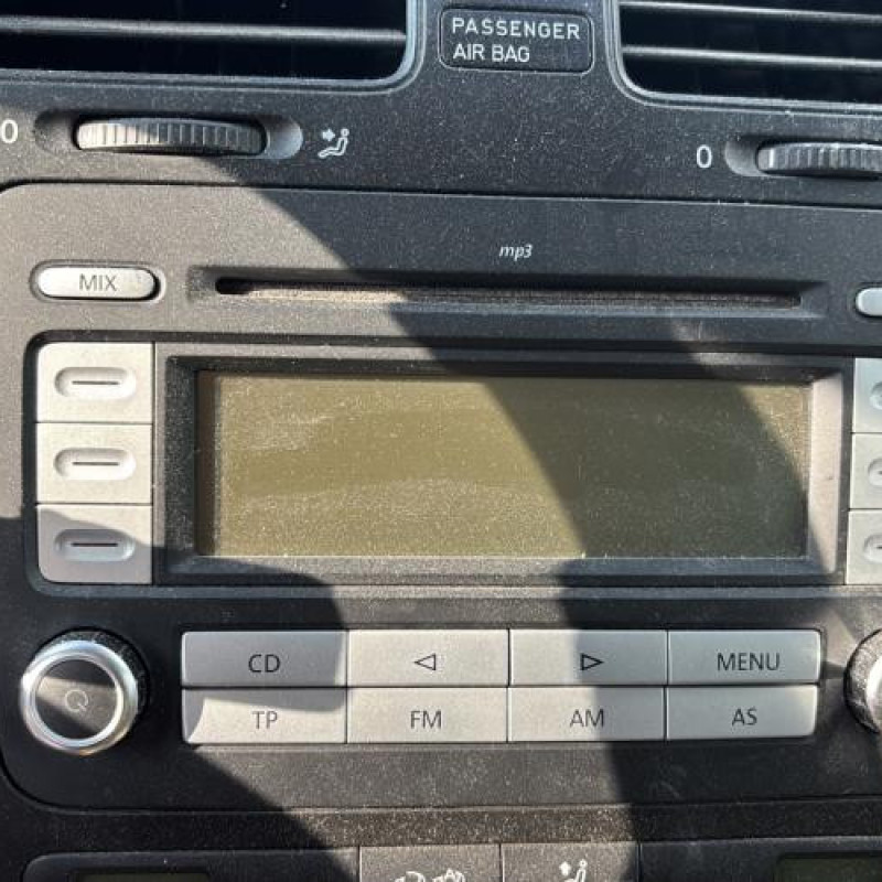 Boitier filtre a air VOLKSWAGEN GOLF 5 Photo n°17