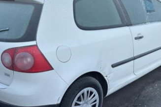 Boitier filtre a air VOLKSWAGEN GOLF 5