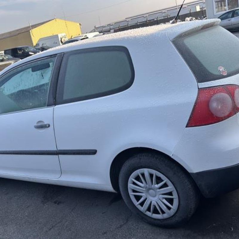 Boitier filtre a air VOLKSWAGEN GOLF 5 Photo n°6