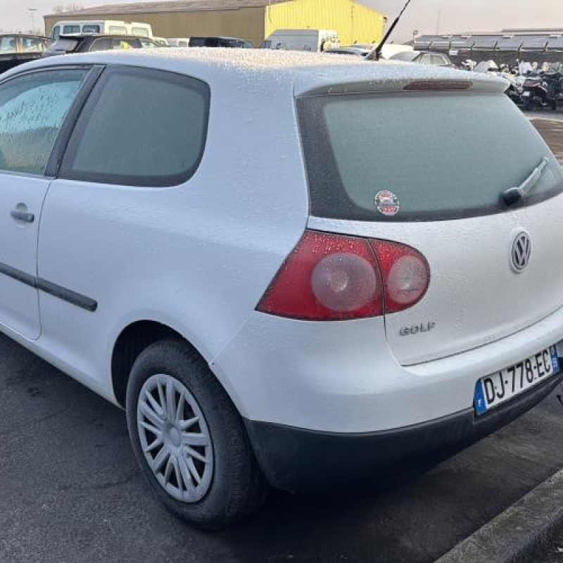 Pivot de moyeu arriere droit VOLKSWAGEN GOLF 5 Photo n°4
