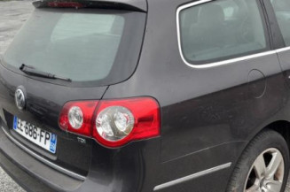 Boitier filtre a air VOLKSWAGEN PASSAT 5