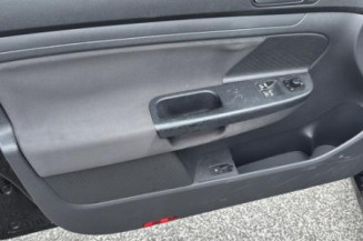 Boitier filtre a air VOLKSWAGEN GOLF 5