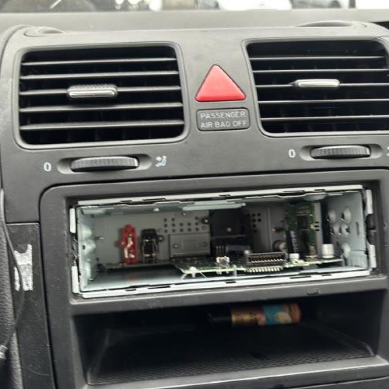 Pivot de moyeu arriere droit VOLKSWAGEN GOLF 5 Photo n°3