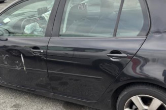 Pivot de moyeu arriere droit VOLKSWAGEN GOLF 5