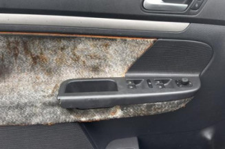 Boitier filtre a air VOLKSWAGEN GOLF 5