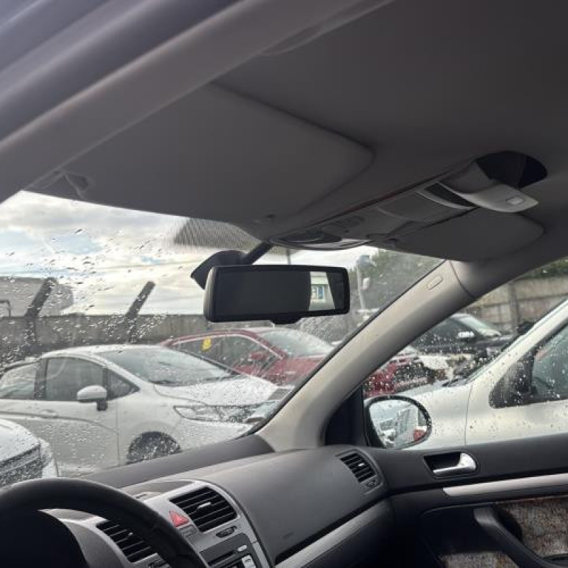 Boitier filtre a air VOLKSWAGEN GOLF 5 Photo n°14