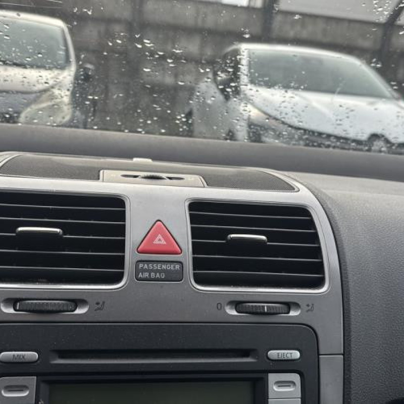 Pivot de moyeu arriere droit VOLKSWAGEN GOLF 5 Photo n°19