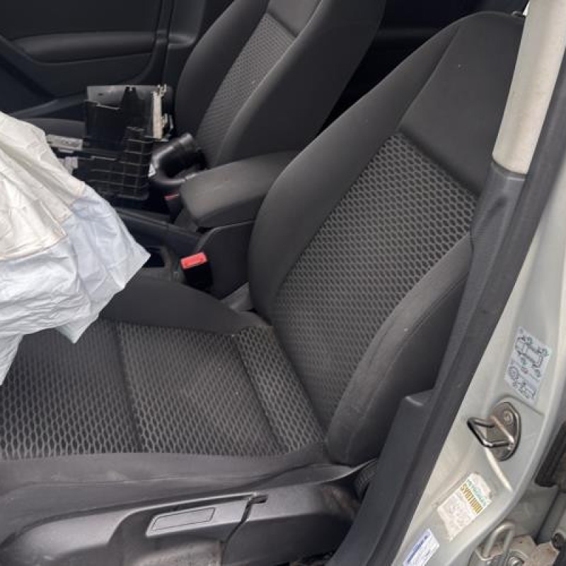 Boitier filtre a air VOLKSWAGEN GOLF 6 Photo n°11