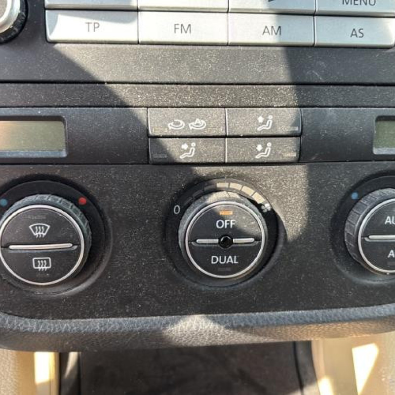 Moteur essuie glace arriere VOLKSWAGEN GOLF 5 Photo n°18