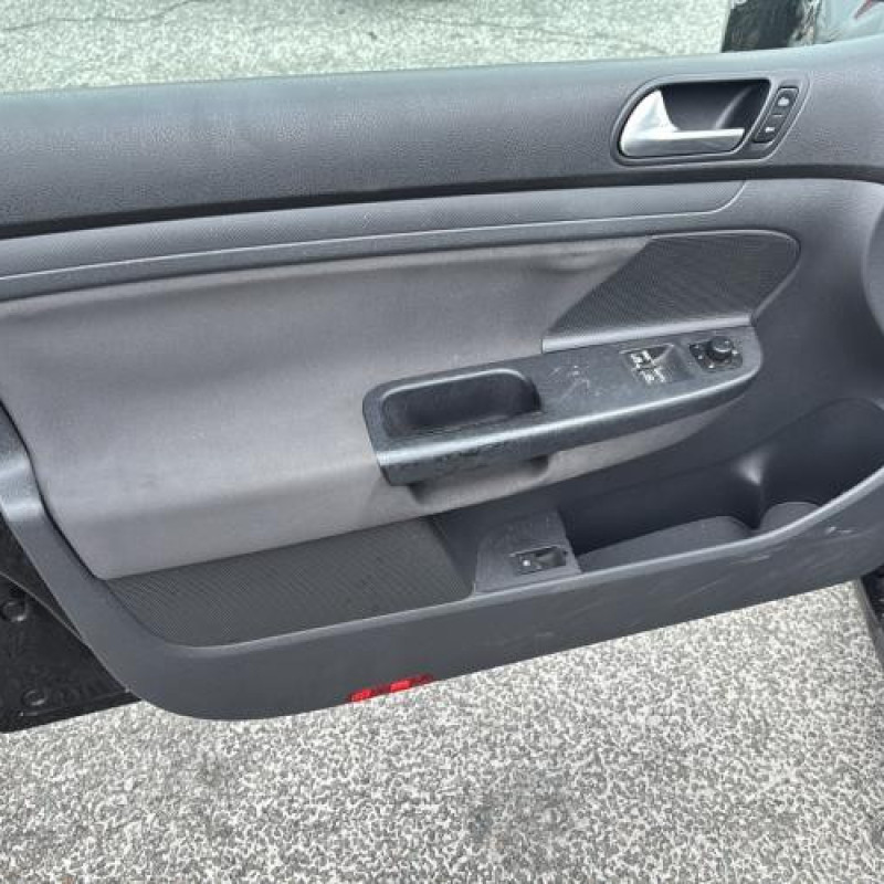 Pivot de moyeu arriere gauche VOLKSWAGEN GOLF 5 Photo n°14