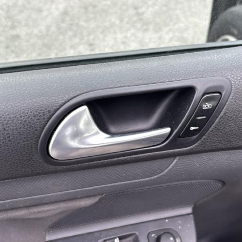 Pivot de moyeu arriere gauche VOLKSWAGEN GOLF 5 Photo n°15