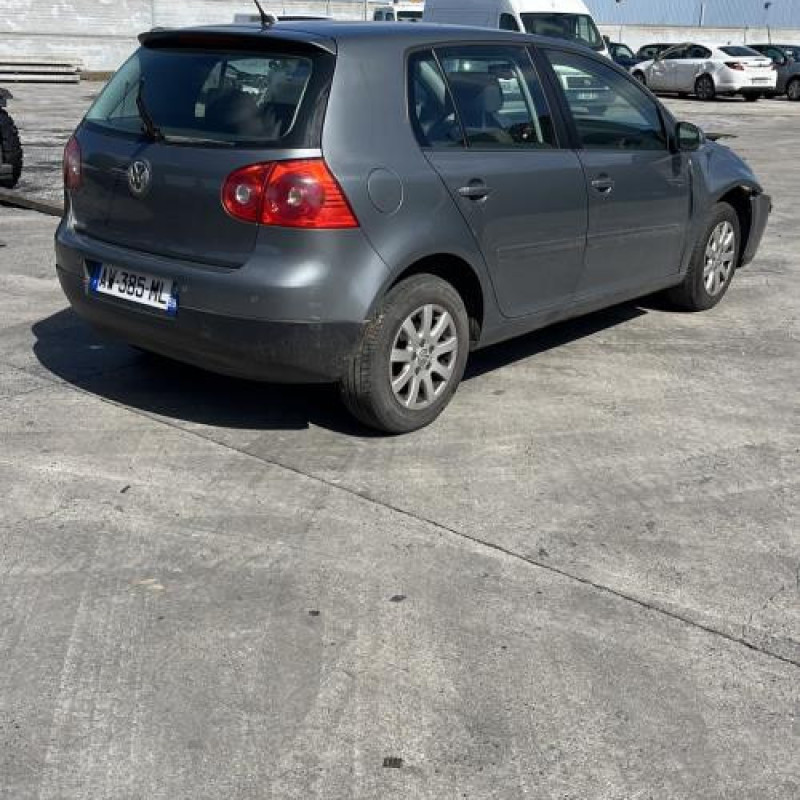 Feu arriere principal droit (feux) VOLKSWAGEN GOLF 5 Photo n°7