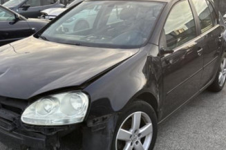 Pivot de moyeu arriere gauche VOLKSWAGEN GOLF 5 Photo n°1