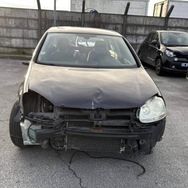 Pivot de moyeu arriere gauche VOLKSWAGEN GOLF 5 Photo n°8
