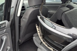 Pivot de moyeu avant gauche VOLKSWAGEN GOLF 5