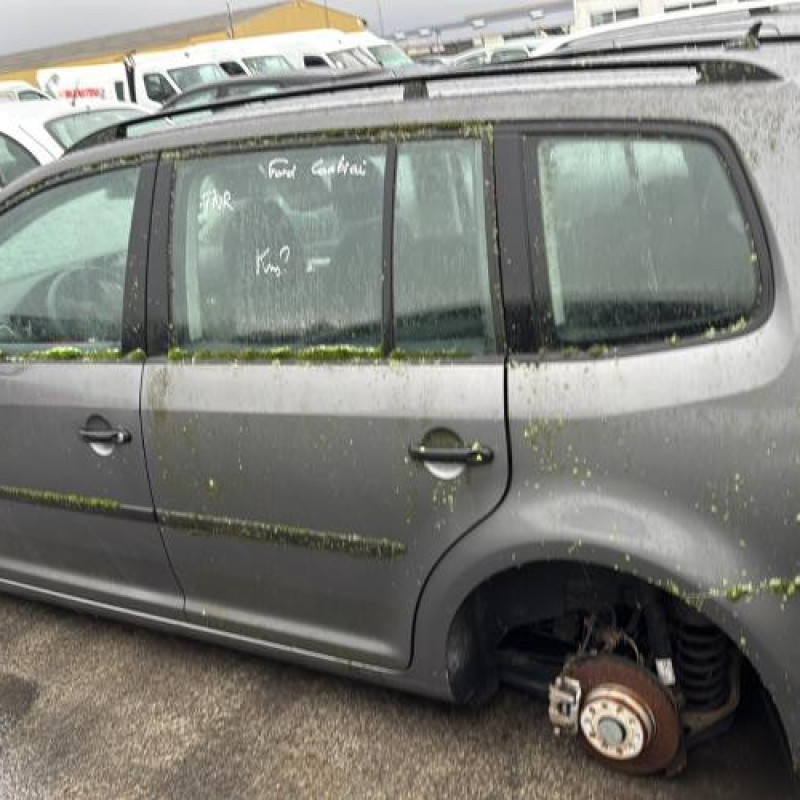 Pivot de moyeu arriere droit VOLKSWAGEN TOURAN 2 Photo n°6