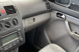 Etrier arriere droit (freinage) VOLKSWAGEN TOURAN 1