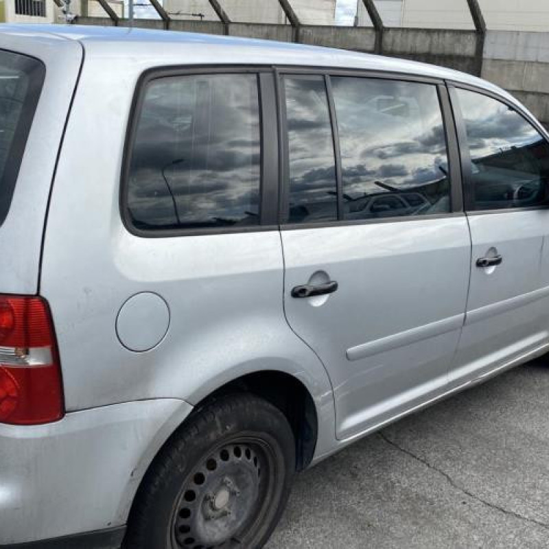 Etrier arriere gauche (freinage) VOLKSWAGEN TOURAN 1 Photo n°1