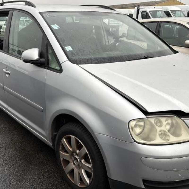 Etrier arriere gauche (freinage) VOLKSWAGEN TOURAN 1 Photo n°2