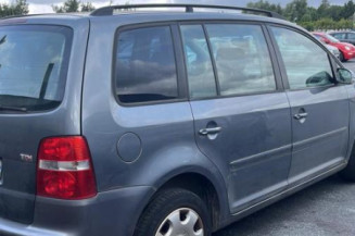 Etrier arriere droit (freinage) VOLKSWAGEN TOURAN 1